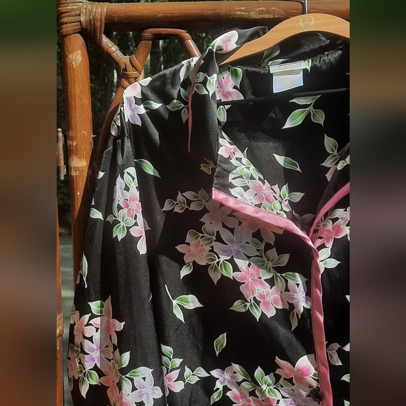 Secret Treasures Floral Pajama Pants Set - Picture 2 of 9